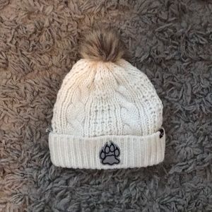 UNH winter hat